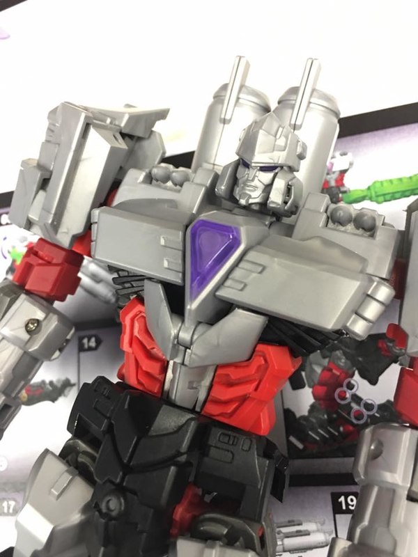 New Pictures Of Maketoys Unofficial MP ReMaster Megatron Despotron, Cross Dimension And More 16 (16 of 40)